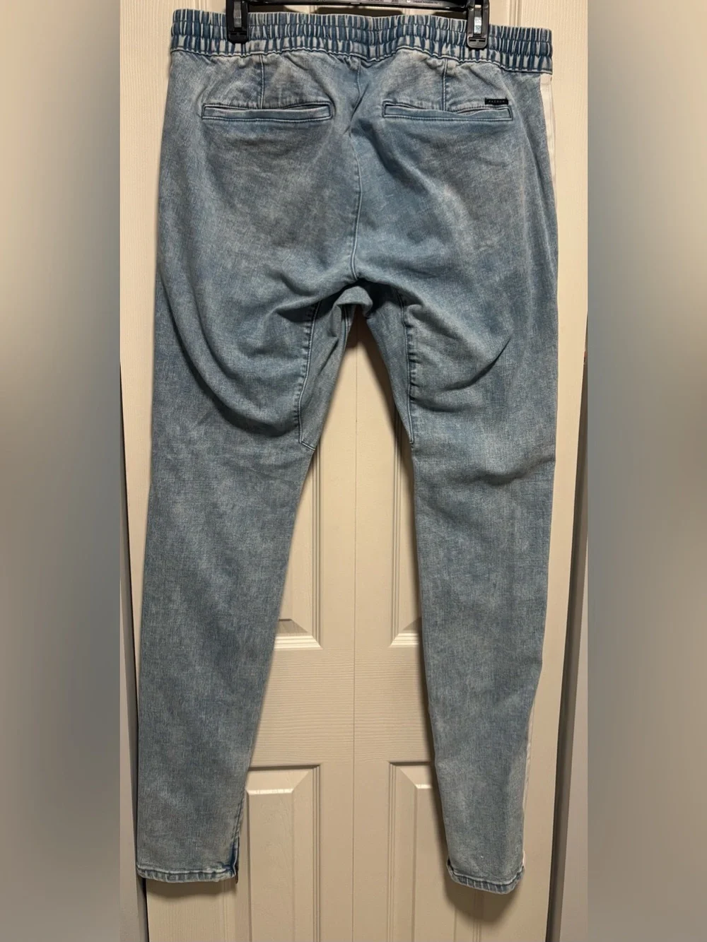 PacSun Distressed Men's Jogger Jeans with White Side Stripe and Ankle Zippers
